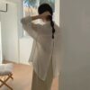 後開衩貝殼鈕薄襯衫