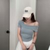 造型肩帶上衣
